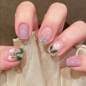 Fake nails